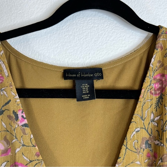 HOUSE OF HARLOW Mustard Yellow dress with gold detailing Women’s Medium - Picture 3 of 5